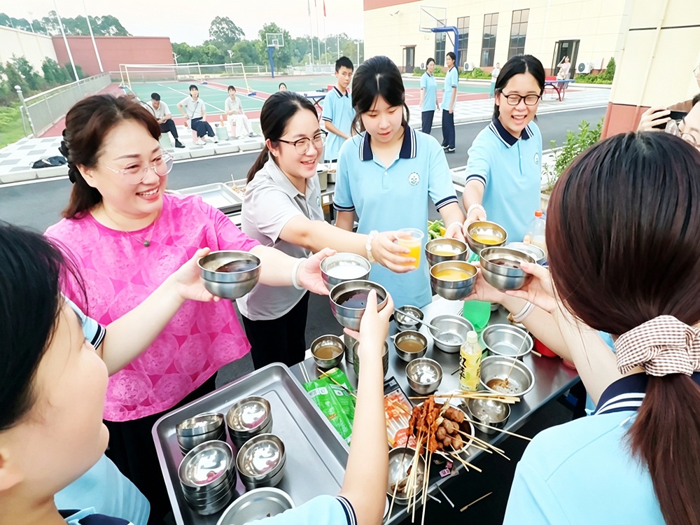 湖南永州叛逆孩子管理学校怎么联系?本地寄宿素质机构测评